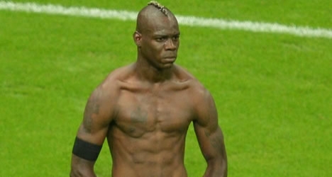 Balotelli: "Sanırım beni kıskanıyorlar"