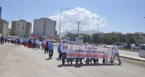 Engellilerin azmi taktir topladı...
