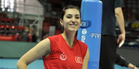 Bayrağı Neslihan taşıyacak