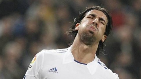 Khedira: Essien'den korkmuyorum