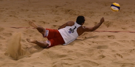 Ankara'da plaj voleybolu rüzgarı!