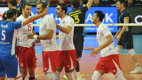 Halkbank final için!