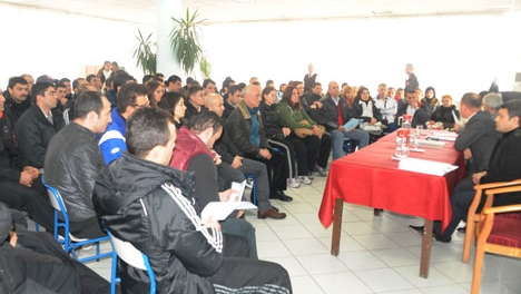 Spor İl Müdürü antrenörlerle buluştu...