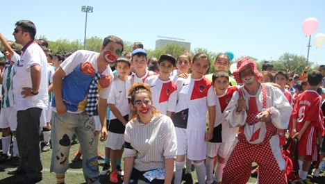 Geleceğin futbolcuları sezonu kapattı...