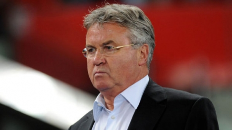 Hiddink istifa etti..