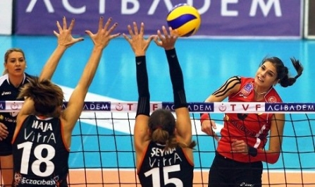 VakıfBank bir engeli daha kayıpsız geçti