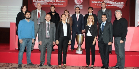 Kadınlarda dev eşleşme