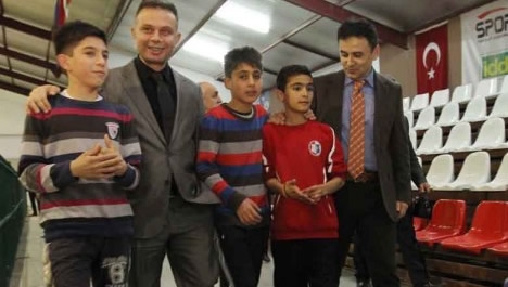 Kandazoğlu Kazan'da tesis ziyaretinde bulundu...