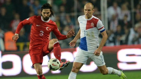 Rakip yine Hollanda!