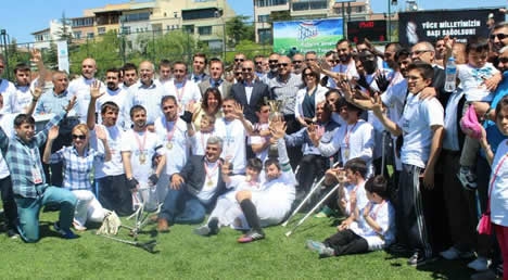 Bir AYBESK klasiği. 1 Sezon 3 kupa