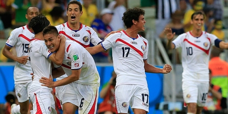 Kostarika'dan Uruguay'a futbol dersi!