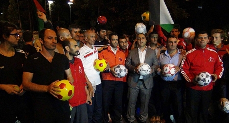 Amatör Sporcular İsrail'i protesto etti