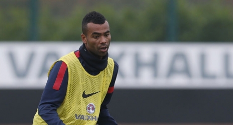 Ashley Cole, resmen Roma'da..