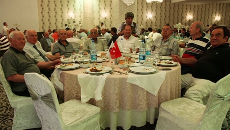 Futbol Camiası TÜFAD iftarında bir araya geldi...