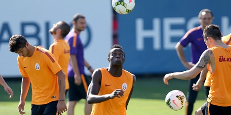 Galatasaray, Avusturya'ya kimleri götürmüyor?