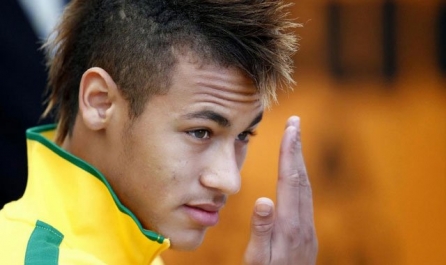 Hakim, Neymar'a süre verdi!