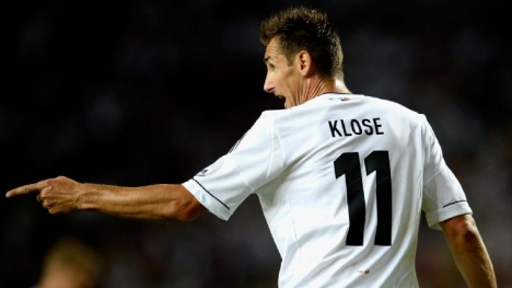 Klose, veda ettiğini duyurdu!