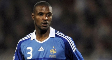 Abidal da bıraktı!