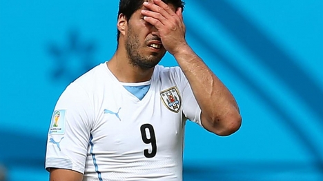 Luis Suarez'e antrenman yasağı gelmedi!