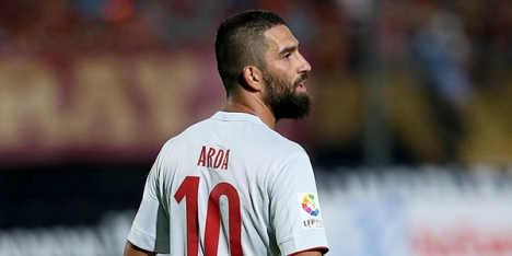 M.Unıted'da ibre Arda Turan'a döndü!