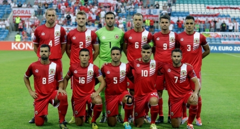 Cebelitarık futbol takımında futbolcu yok!