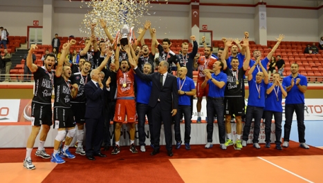 Halkbank, Şampiyonlar Kupası'nı da kaptı!