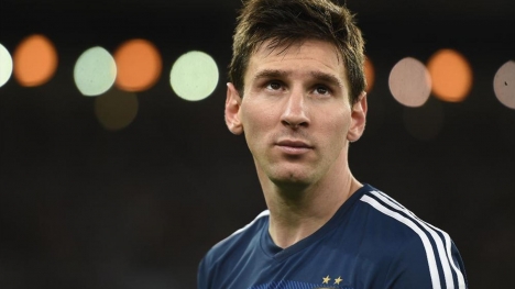 Messi'den Cezayir'e tıbbi yardım