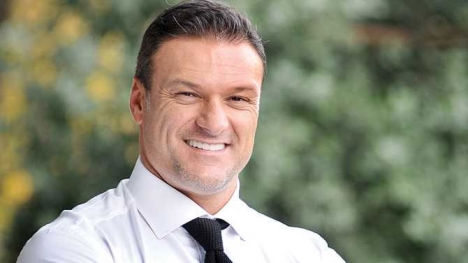 Alpay Özalan'ın o fotoğrafı gündem oldu!