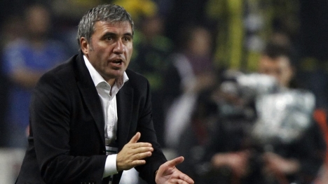 Hagi'ye 16 maçlık ceza şoku!