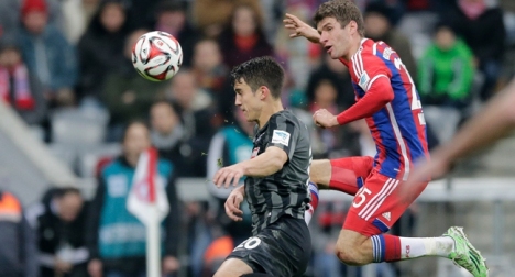 Bayern Münih dolu dizgin!