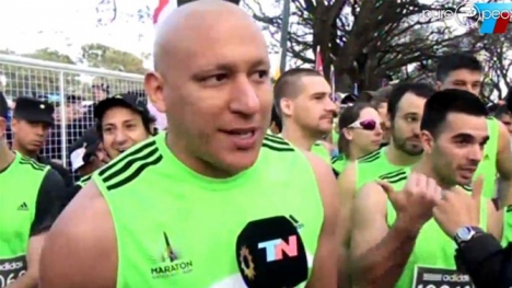 Jonas Gutierrez kanseri yendi, sahalara dönüyor!