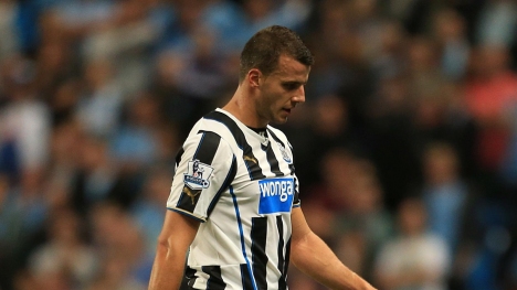 Steven Taylor başını direğe çarptı