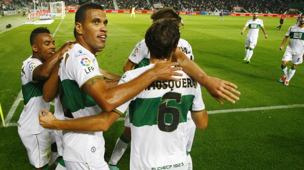 Elche'ye transfer yasağı