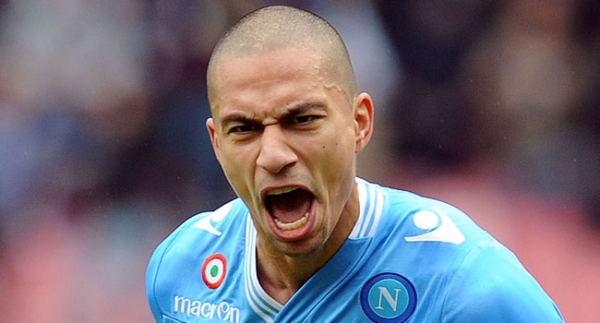 Napoli noktayı koydu!