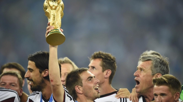 Philipp Lahm emekli olacağı tarihi açıkladı