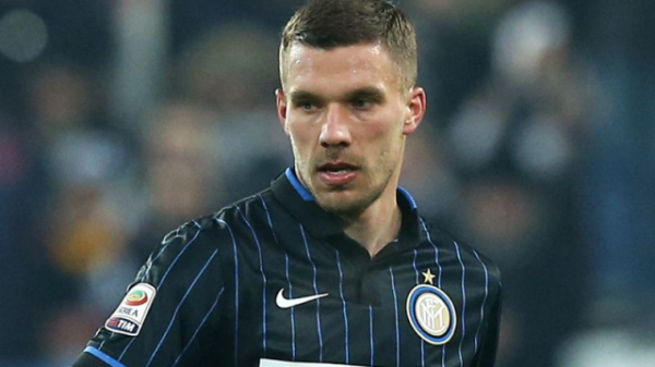Podolski: Ronaldo İkna Etti