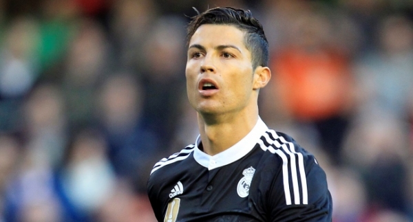 Portekiz tarihinin en iyisi Ronaldo seçildi!