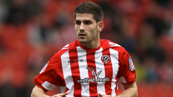 Tecavüzcü futbolcu, Oldham Athletic'e dönüyor