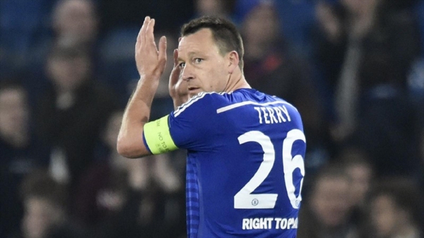 John Terry bir yıl daha Chelsea'de!