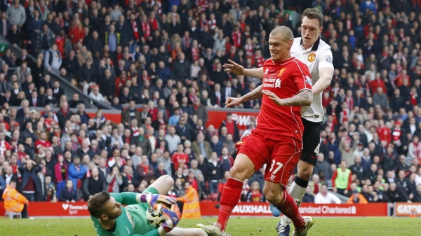 Martin Skrtel, 3 maç ceza aldı