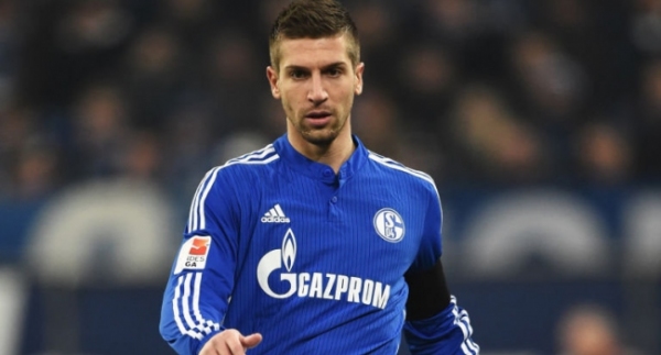 Nastasic, Schalke'de kaldı!