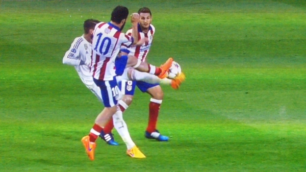 İspanya gazeteleri Arda Turan'ı sorumlu tuttu