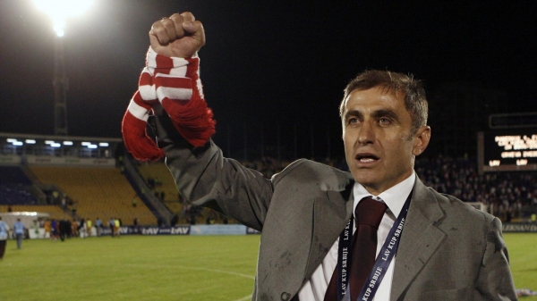 Makedonya'da Djurovski ile yollar ayrıldı