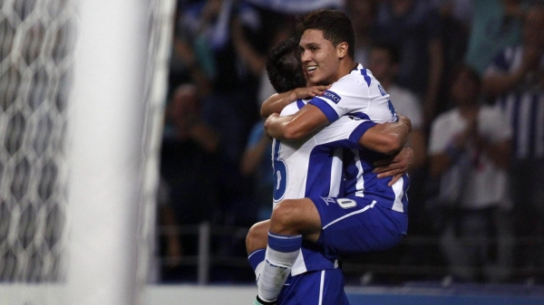 Diego Ribas'ın yerine Quintero