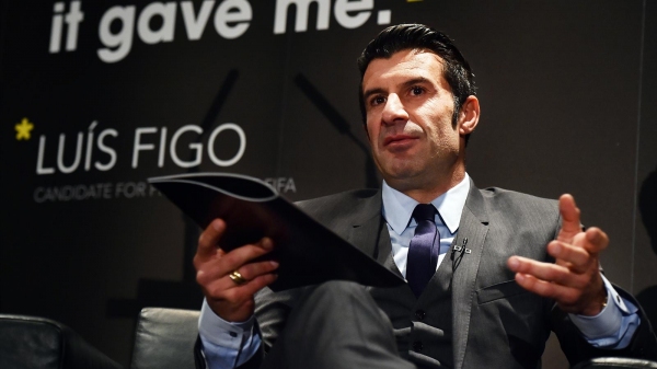 Luis Figo, FIFA Başkanlığı adaylığından çekildi