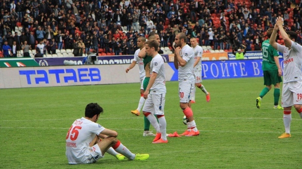 Terek Groznyi 4-2 Spartak Moskova