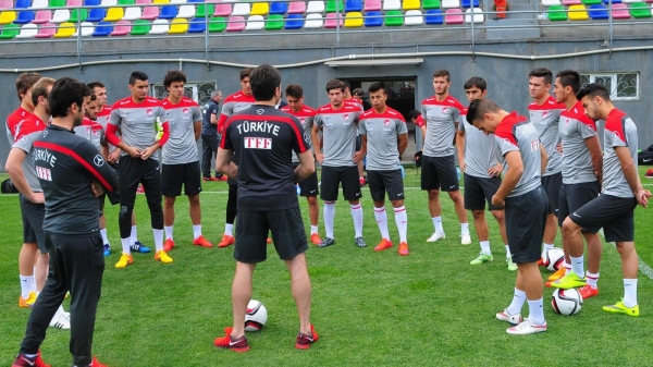 Türkiye U19 İspanya karşısında dağıldı