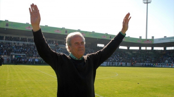 Bursaspor Mustafa Denizli ile görüşecek