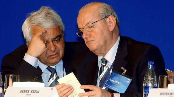 Ulusu: "Şenes Erzik FIFA Başkanı olmalı"