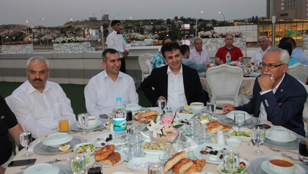 AASKF camiaları iftarda buluşturdu